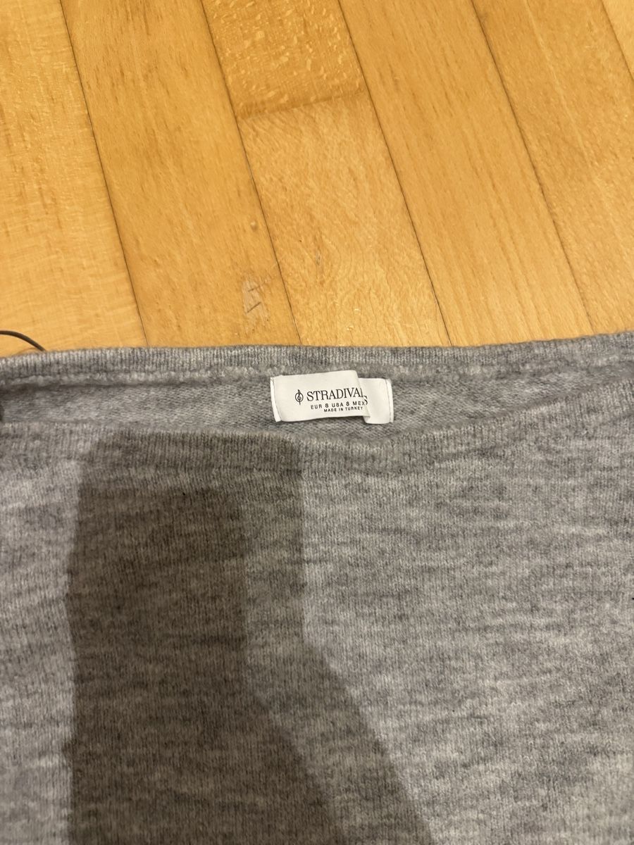 Stradivarius Pulls & Sweat-shirts: Strickpullover – Neuf (Voir description) à Turgi par eiiinalem 1