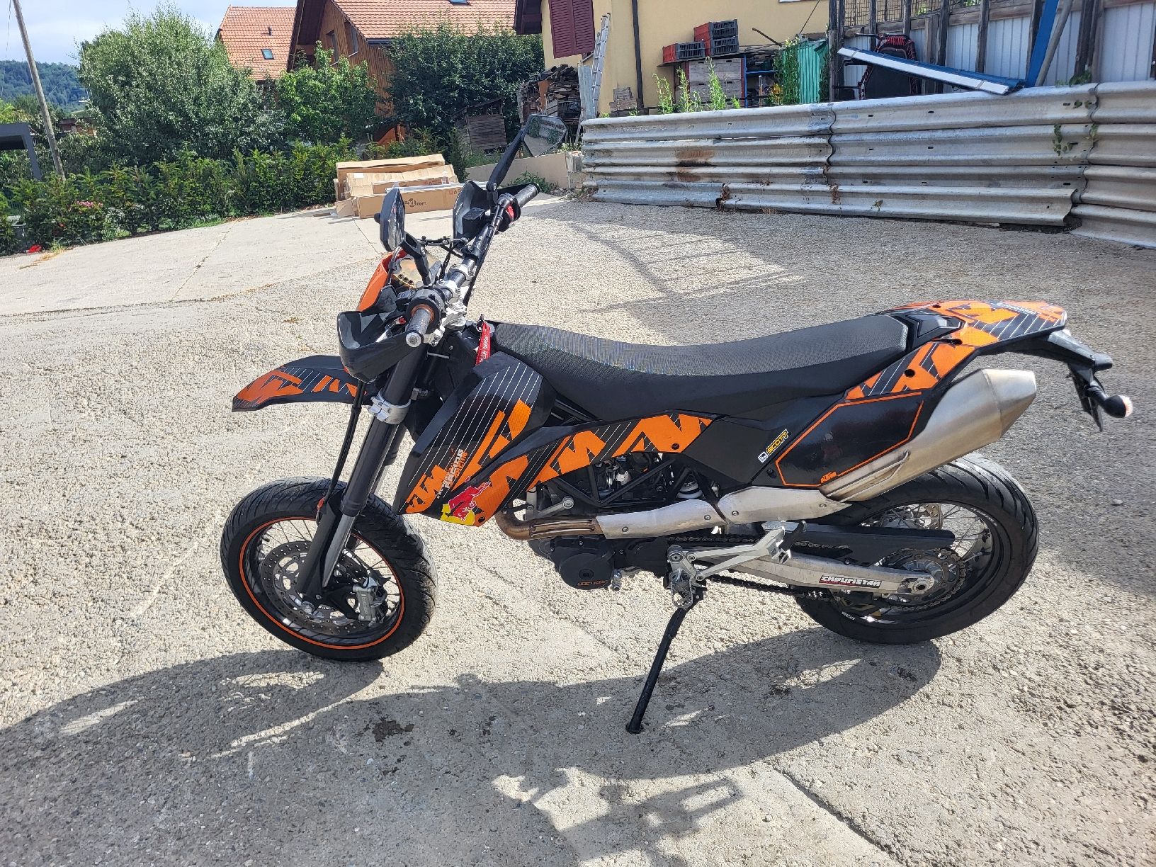 KTM Route: KTM 690 SM – D'occasion à estavayer-le-gibloux par psnoopy333