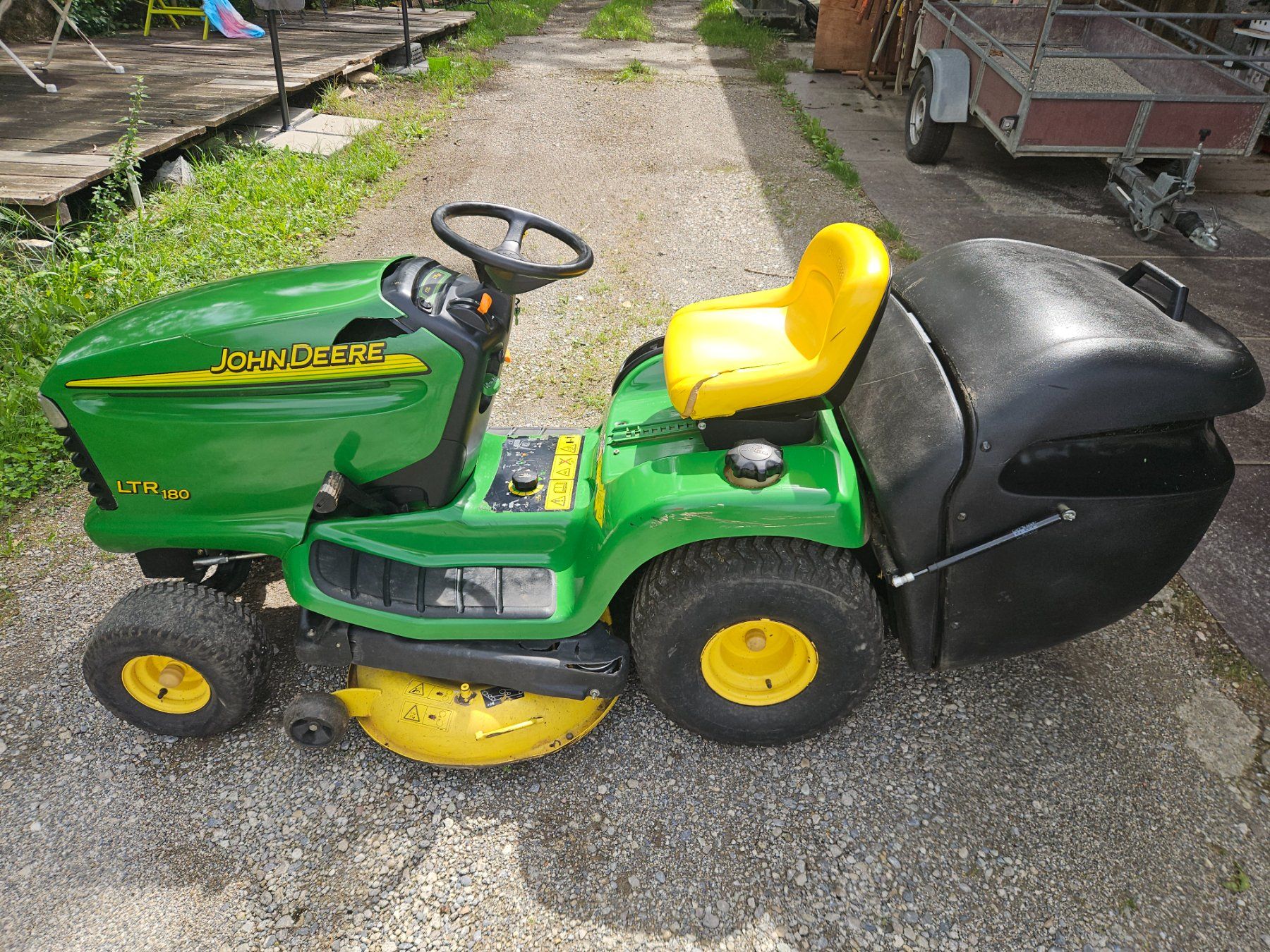 John Deere Tagliaerba: Rasentraktor John Deere LTR 180 – Usato da Oberburg venduto da goldoni19 1