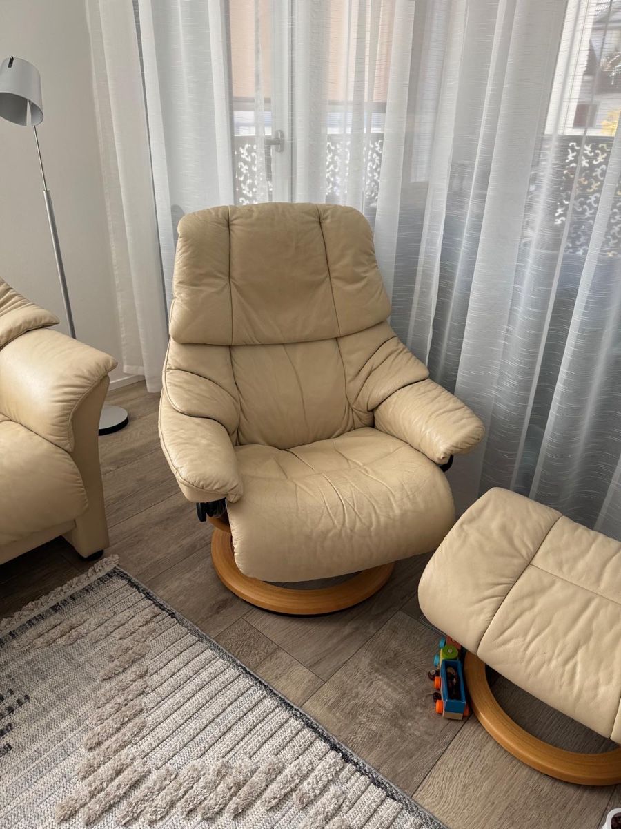 Stressless Sessel: Sitzgruppe, Sessel Stressless beige – Gebraucht aus Sarnen von Cat35 2