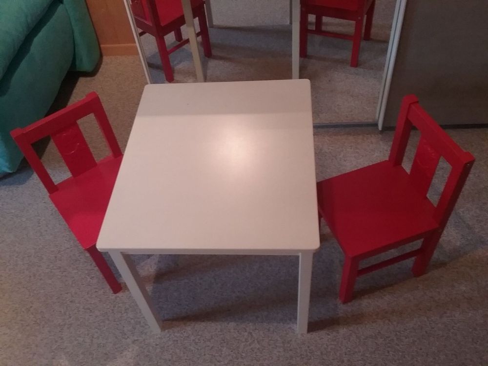 IKEA Kritter, Kindertisch mit 2 Stühle Kaufen auf Ricardo