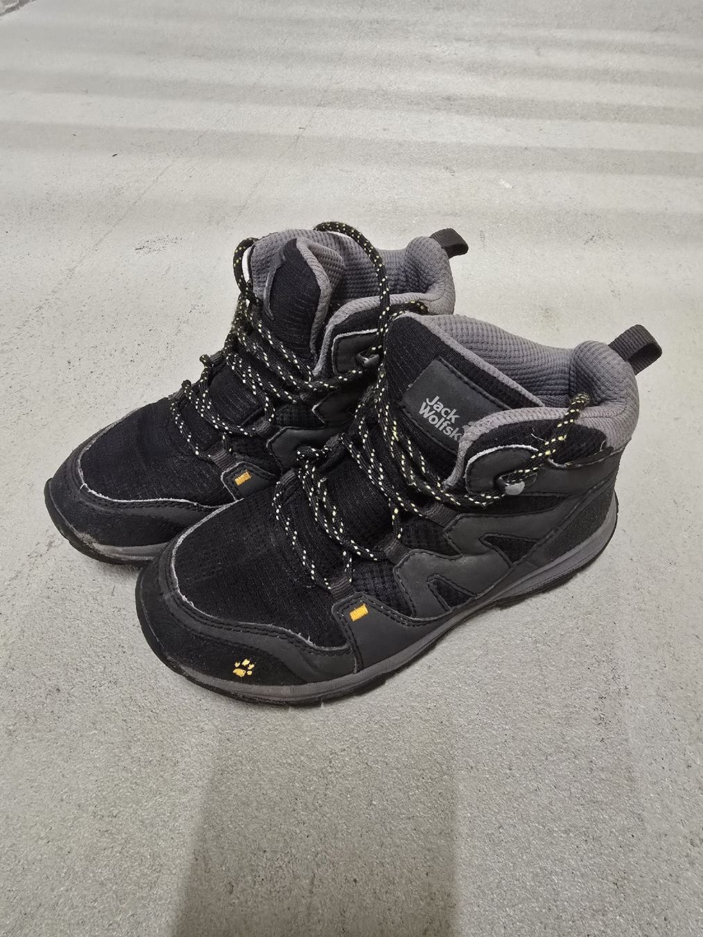 Jack Wolfskin Scarpe per ragazzi: Wanderschuhe Jack Wolfskin Grösse 31 – Usato da Zürich venduto da Jackiieee88 1