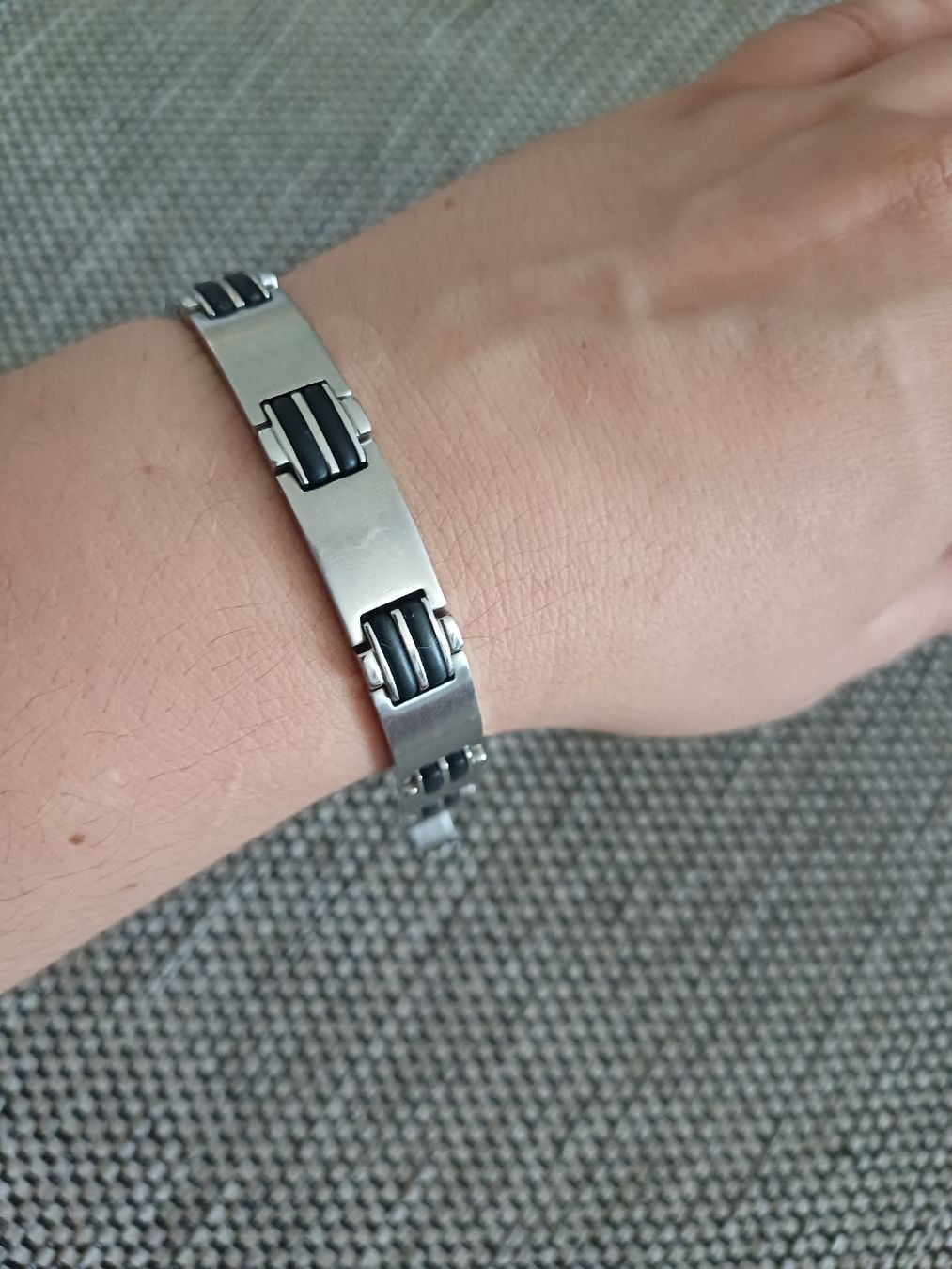 Bracciali & Braccialetti: Armband Rochet Stahl Schwarz Silber  – Usato da Ostermundigen venduto da Loulilou86 3