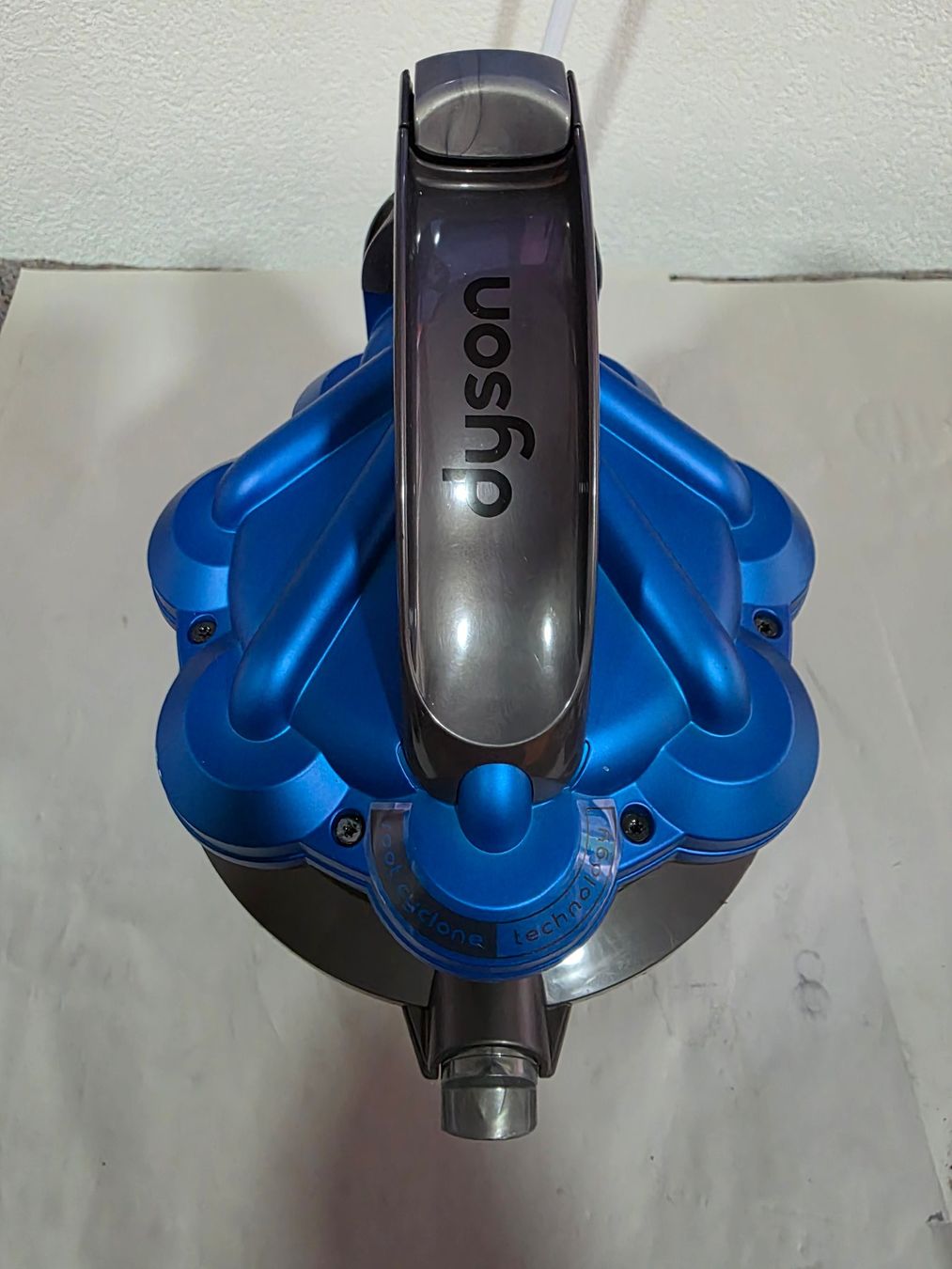 Dyson Aspirapolveri & Accessori: Dyson DC29 Zyklon Staubsauger Ball Ersatzteil – Usato da Stein SG venduto da nxr_vzv9 2