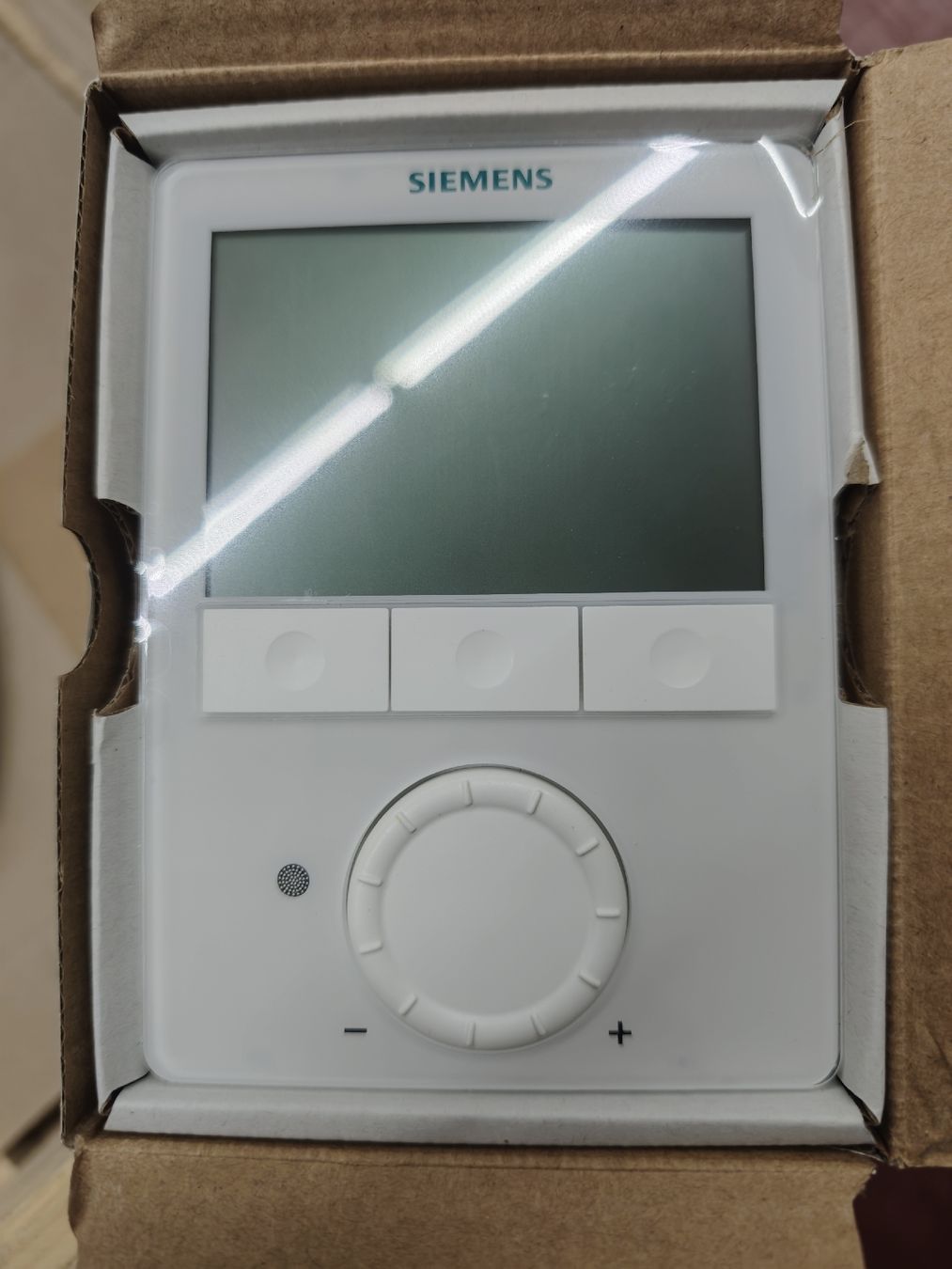 Altro in Utensili da giardino: Siemens RDG100T Thermostat, 2 Leiter – Nuovo (secondo la descrizione) da Schwaderloch venduto da Nuclear92