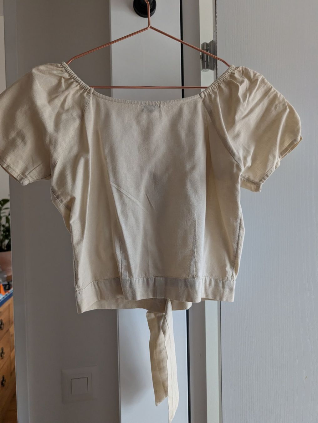 Camicette: Off-Shoulder Top mit Knöpfen, Grösse 36/S/Leinen – Nuovo (secondo la descrizione) da Zug venduto da vik_8fdf 2
