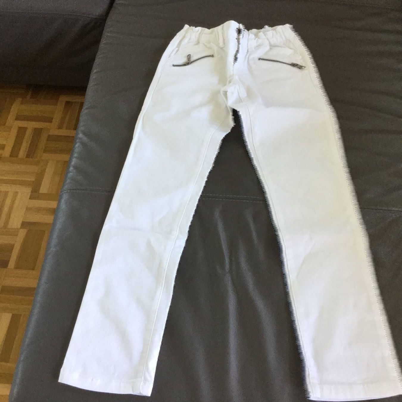 Sisley Pantaloni: Gepflegte weisse Sommerhose – Usato da Horw venduto da Benny017