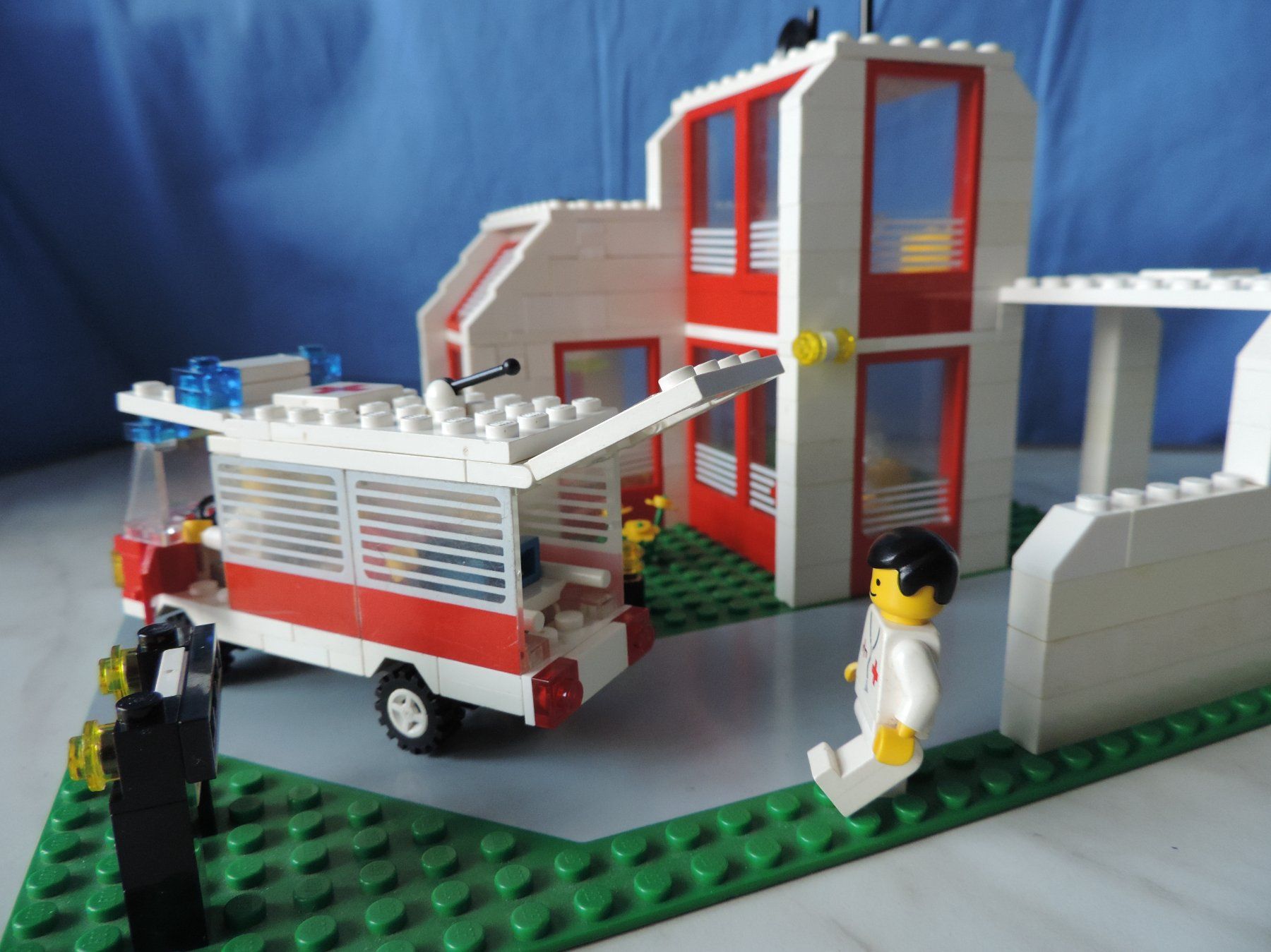 Lego Giocattoli: Notfall Center, Set 6380 (1987) – Usato da Burgdorf venduto da ursla50 4