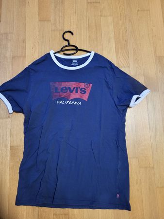 Levis Shirt