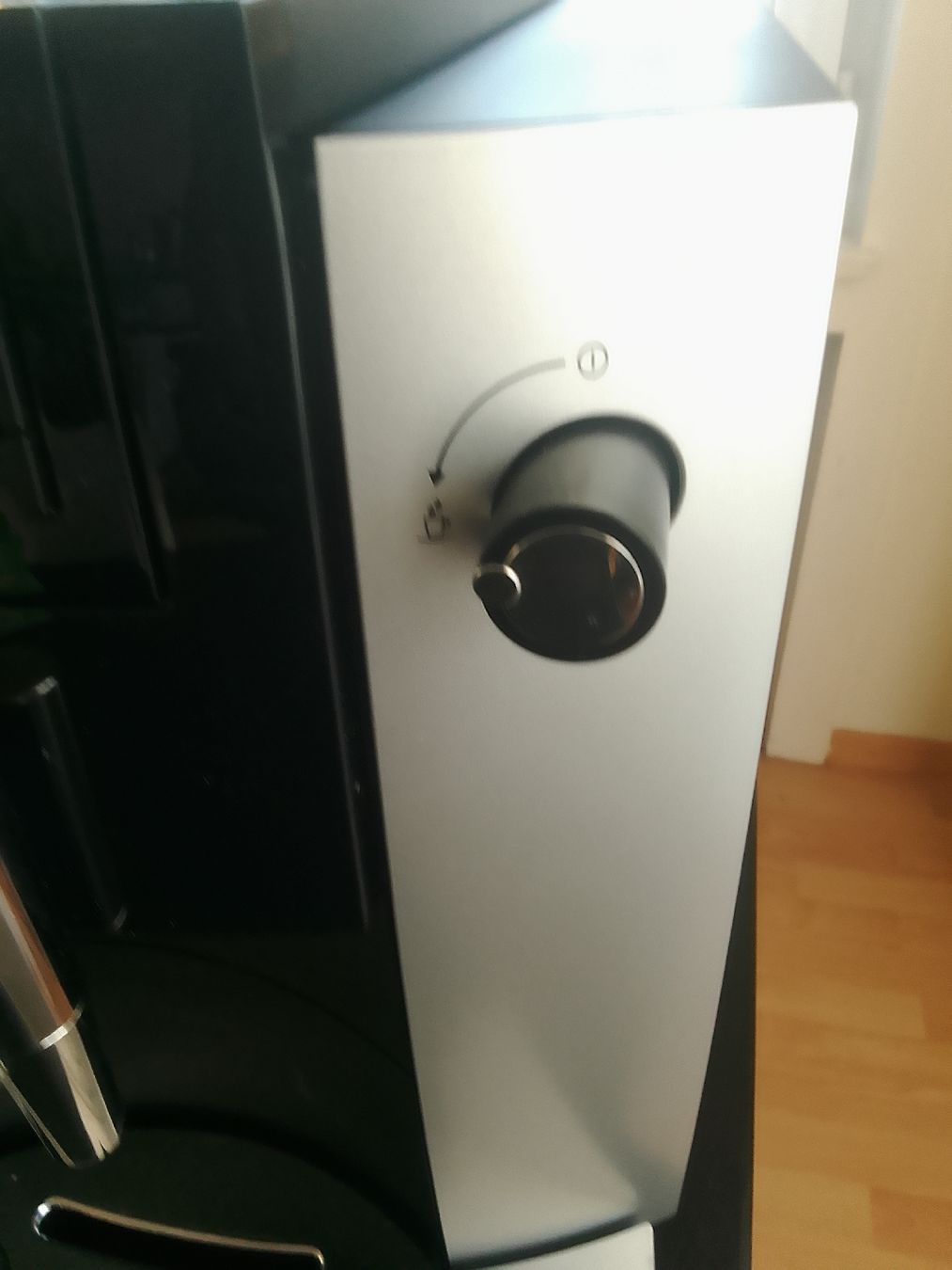 Jura Machines à café & Machines à expresso: Jura Kaffee Maschine E 6 – D'occasion à Pfäffikon ZH par milcow 2
