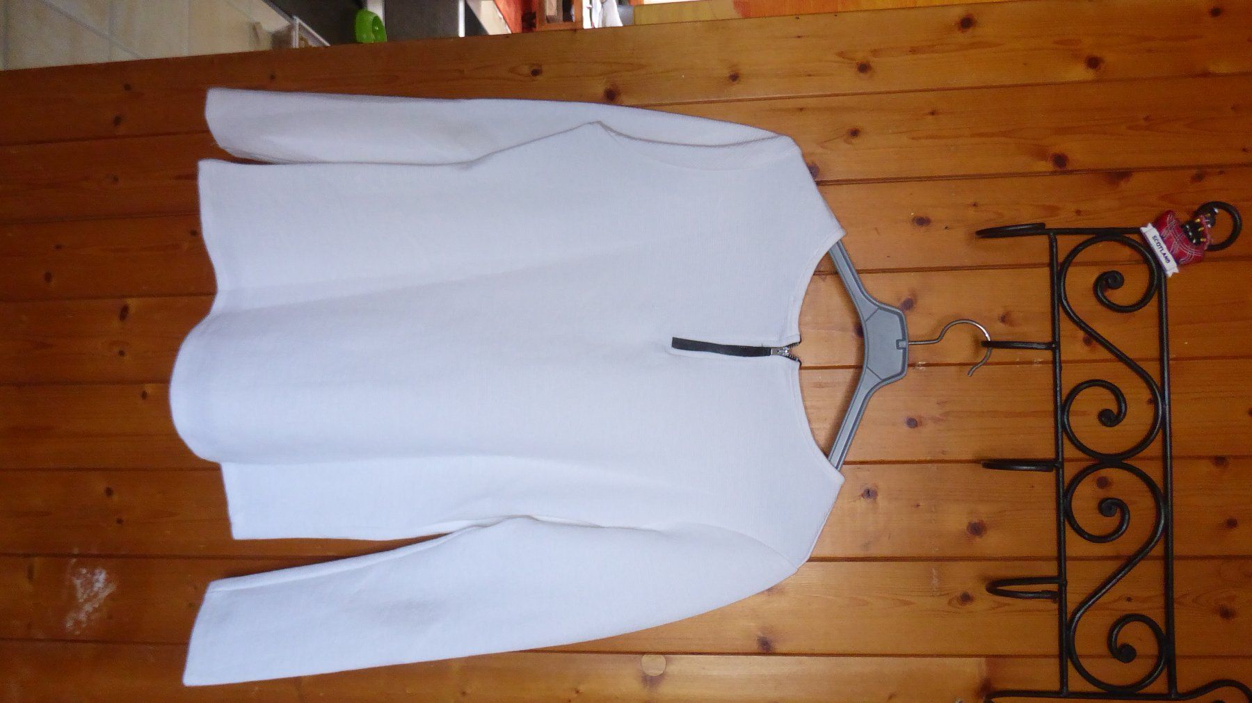 Pullover & Sweatshirts: Schöner Pullover Gr M TALLY WEiJL – Gebraucht aus Sargans von Benziner 3