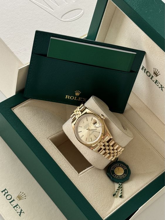 Rolex Orologi: Rolex Datejust Full Gold mit Garantie, Full set Top Zustand – Nuovo e nell'imballaggio originale da Schaffhausen venduto da kim-kardashian 6