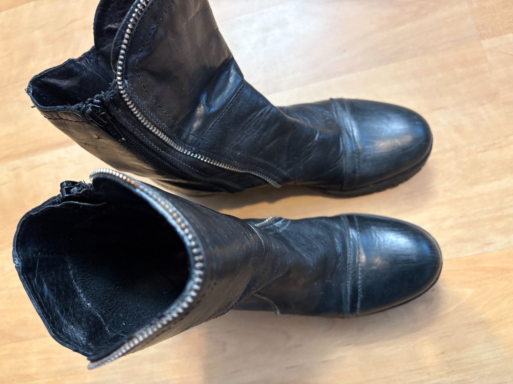 Damenschuhe: Dunkelgraue Lederboots BATA Gr. 36.5 – Gebraucht aus Willisau von ani_gtk8 1