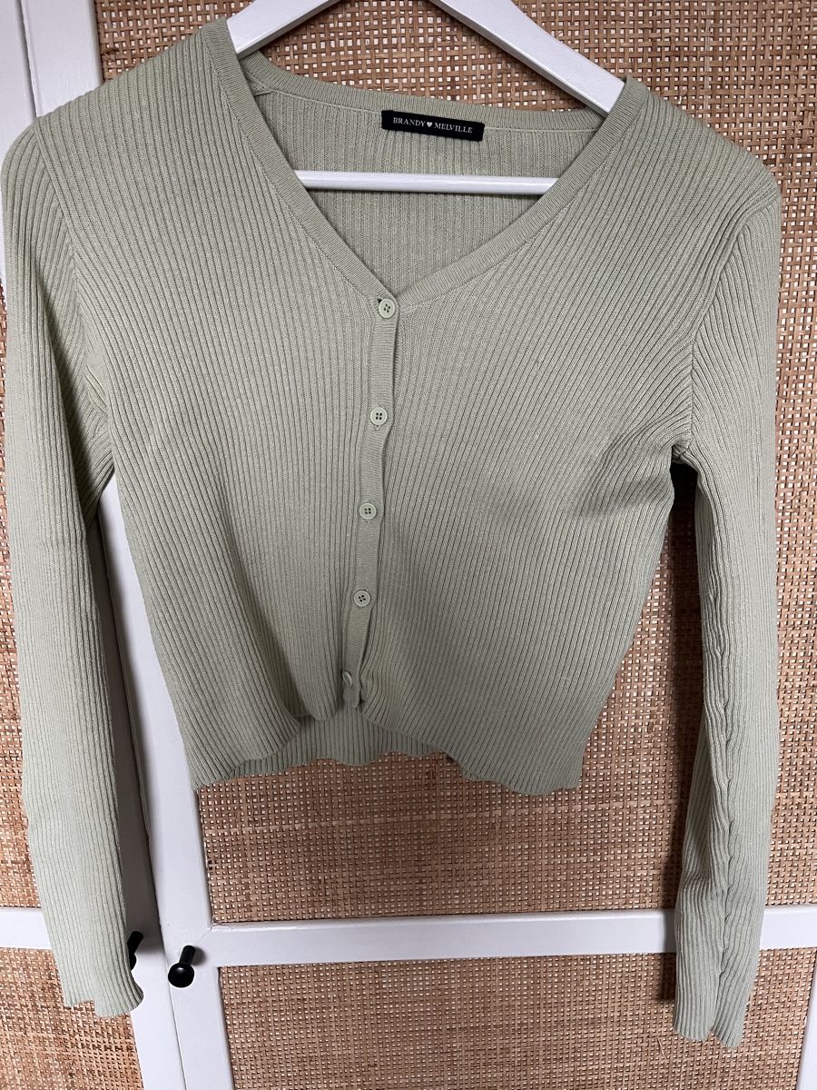 Brandy Melville T-shirt: Hellgrünes Oberteil von Brandy Melville – Usato da Zürich venduto da lou_q5l7