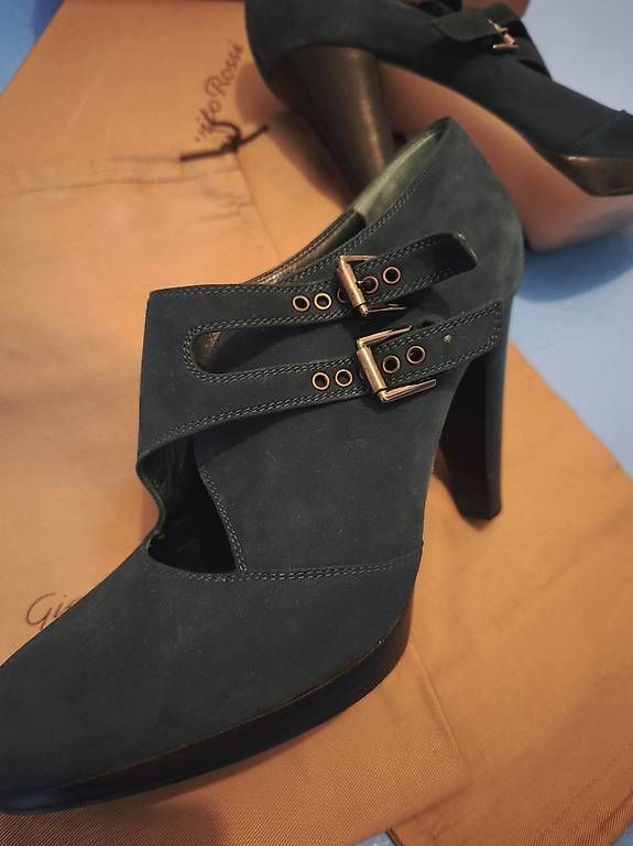 Scarpe da donna: Damen Schuhe Gianvito RossiGr. 40 – Usato da Stallikon venduto da Mavika 3