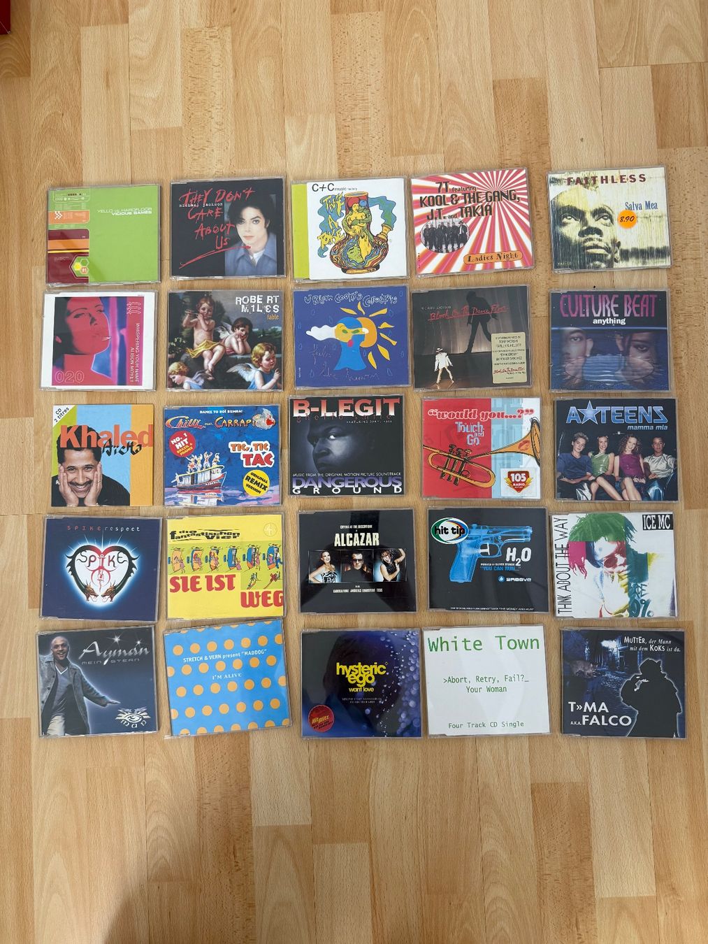 CDs: 83x Maxi-Single CDs / div Interpreten – Neuf (Voir description) à Jonschwil par sutfra12