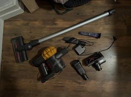 Dyson - gebraucht - akku muss ersetzt werden