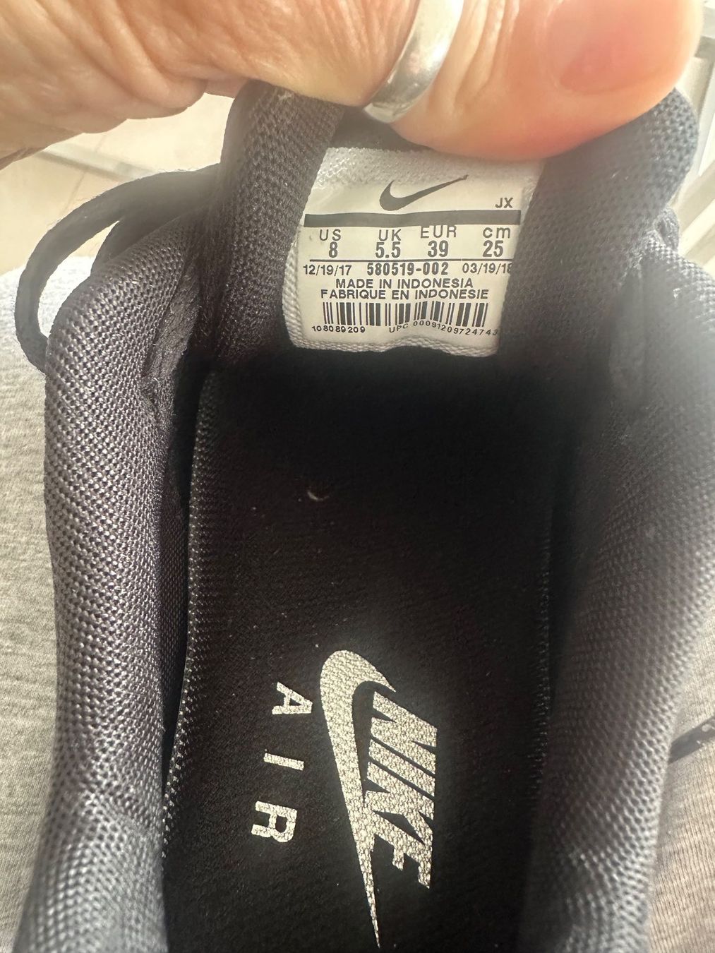 Nike Herrenschuhe: Nike airmax limited edition – Neu (gemäss Beschreibung) aus Wollerau von bod_25yw 7