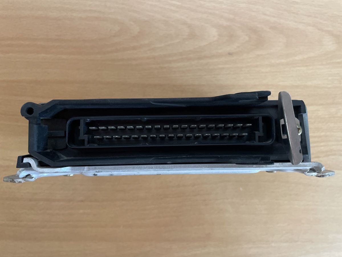 Bosch Tutti pezzi di ricambio auto: Steuergerät #198 Bosch 0261200104 90280357 – Usato da St. Gallen venduto da mai_zpt7 2