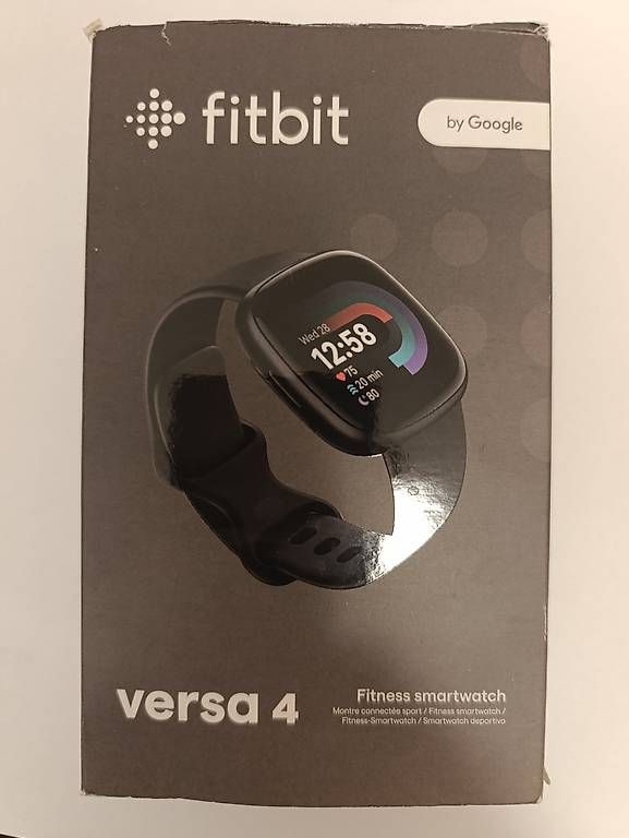Fitbit Smartwatch: Fitbit Versa 4 / Smartwatch / statt 140.- – Gebraucht aus Urnäsch von Roadchief1991 1