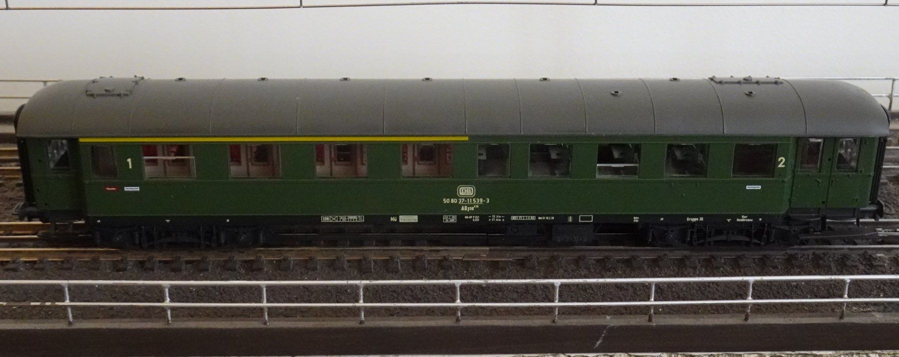 Roco Modellini di ferrovie: Roco 44552, DB Eilzugwagen 1./2. Klasse – Usato da Grossaffoltern venduto da berner85