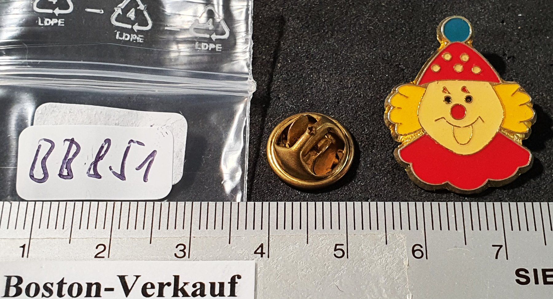 Placchette & Badge: BB851 - Pin Clown – Usato da Reinach BL venduto da Boston-Verkauf 1