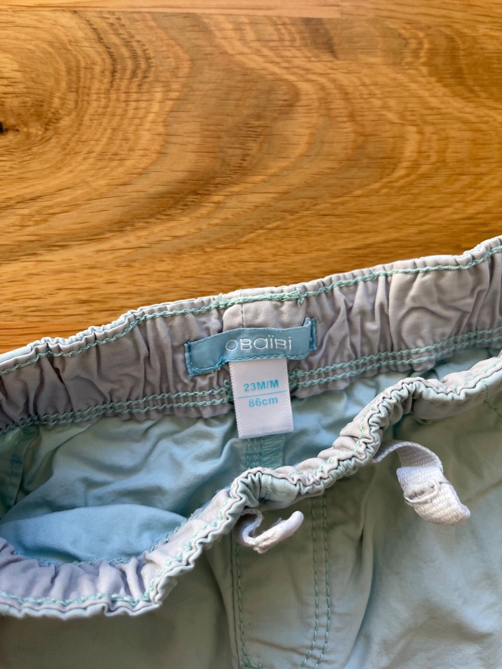 Pantaloni: Kinder Okaïdi Short, Gr. 86 – Usato da Interlaken venduto da fbnscl 2
