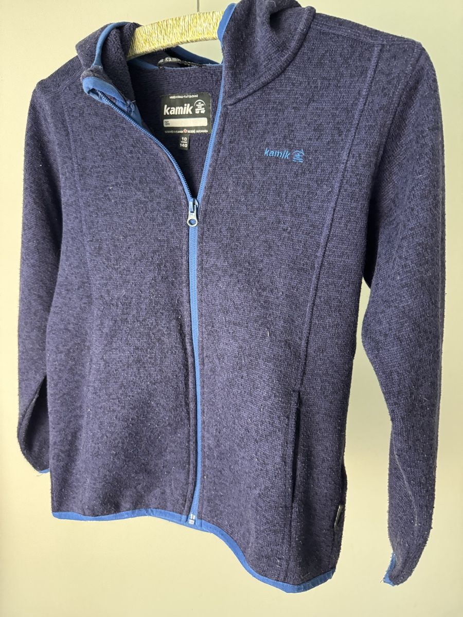 Maglioni & Felpe: Kamik Fleecejacke Blau, Grösse 140 – Usato da Zürich venduto da AninANILOKIN