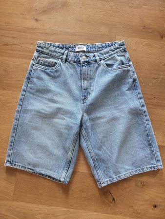 Damen Jeans Shorts light blue Grösse M guter Zustand
