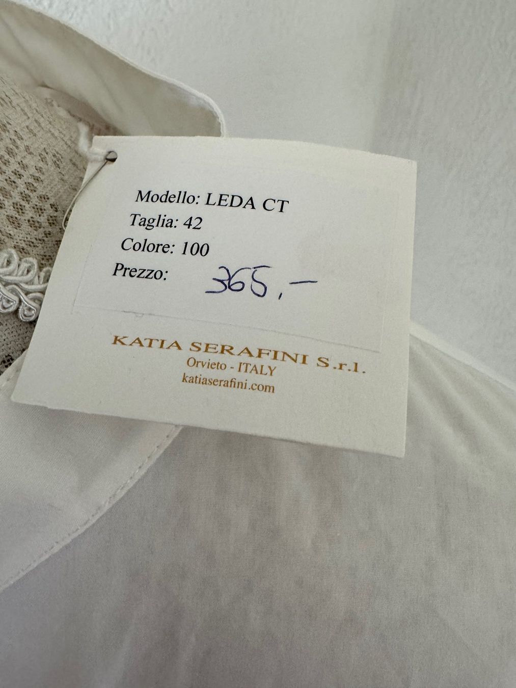 Camicette: Neuware Weisse Bluse Katia Serafini Gr. 42 100% Baumwolle – Nuovo e nell'imballaggio originale da Kirchdorf AG venduto da coco123 1