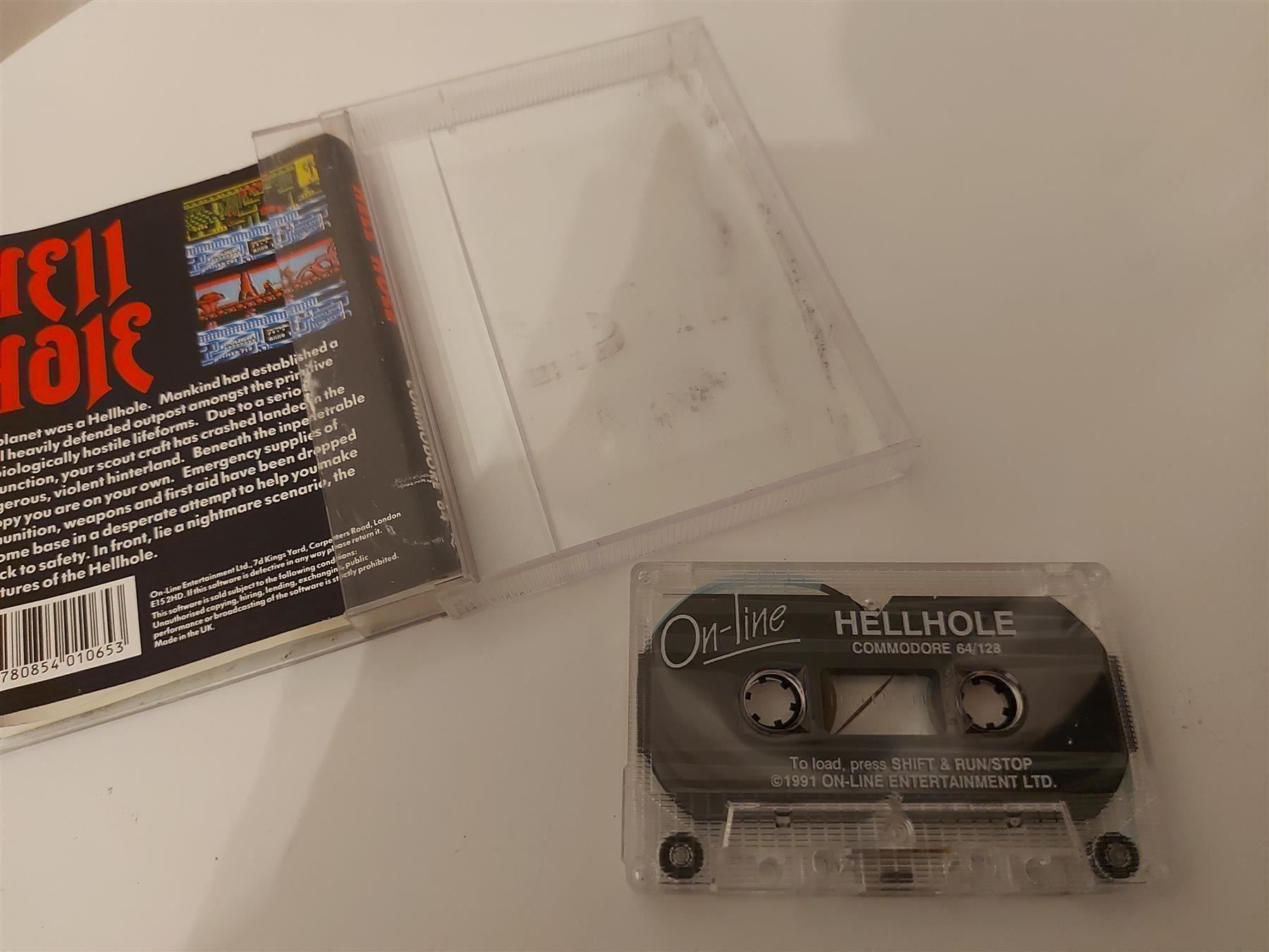 PC: HellHole Commodore 64 128 C64/128 – Usato da Aarau venduto da Kaesekuchen2000 1