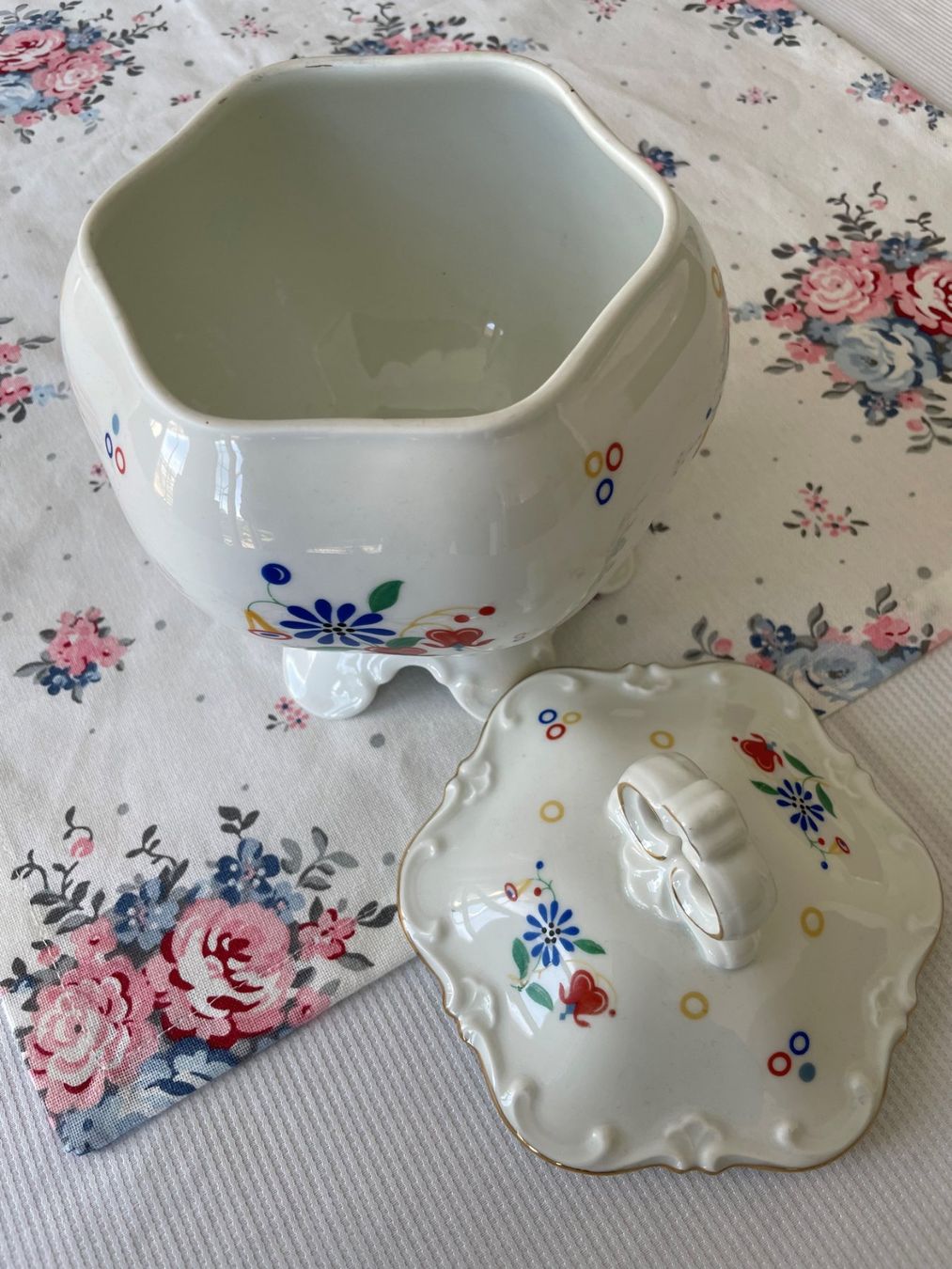 Eschenbach Ciotole: Romantische Bowle von Eschenbach Bavaria – Usato da Meisterschwanden venduto da Taragoa 1