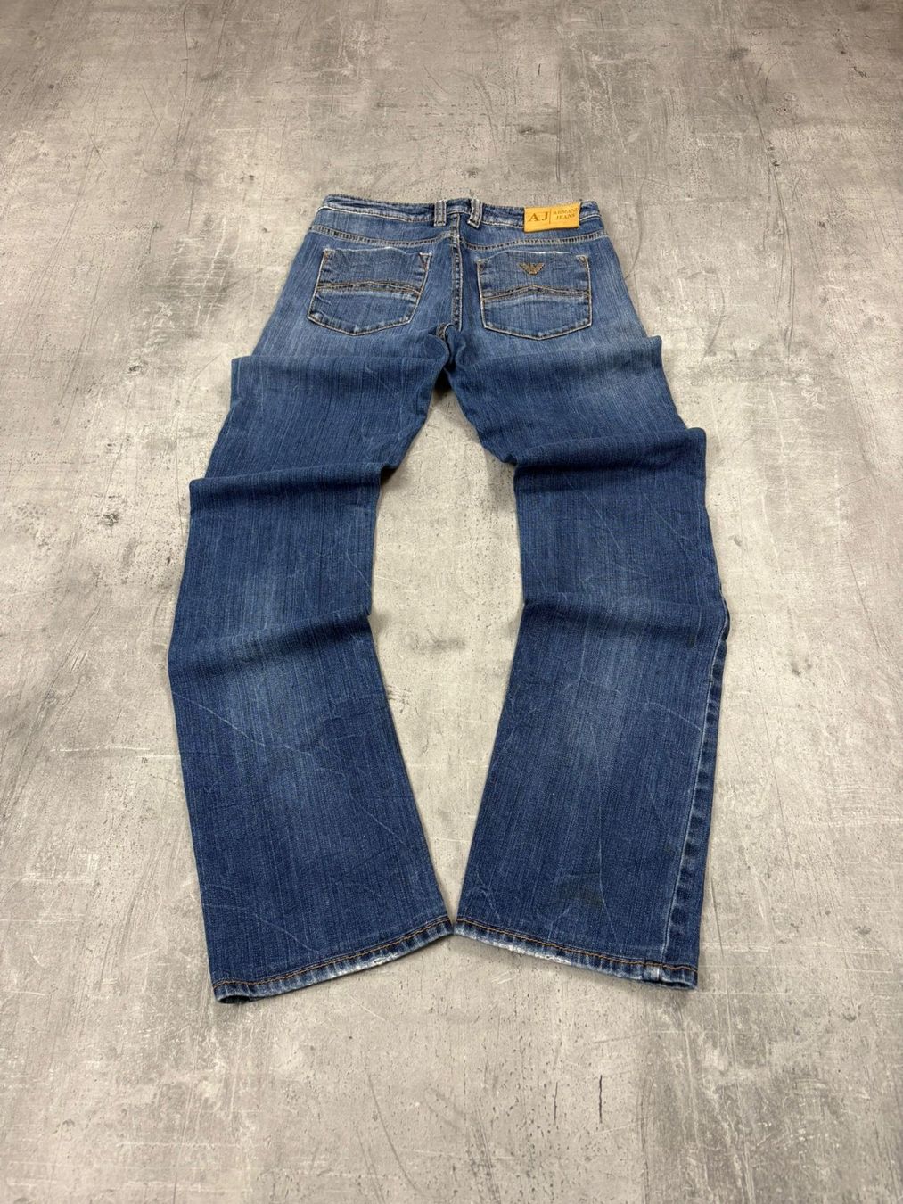 Armani Jeans: Vintage Armani Bootcut Jeans (S) – Nuovo (secondo la descrizione) da Werdenberg venduto da hase.vintage