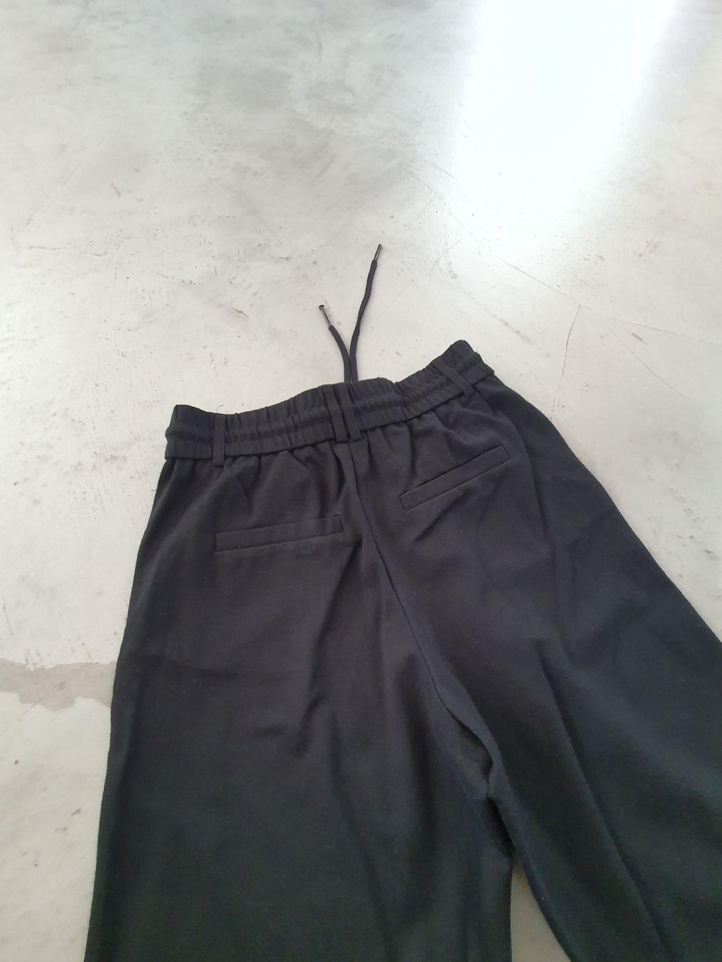 Only Pantaloni: Stoffhose, XS, Only – Usato da Steinach venduto da Xamax18 4