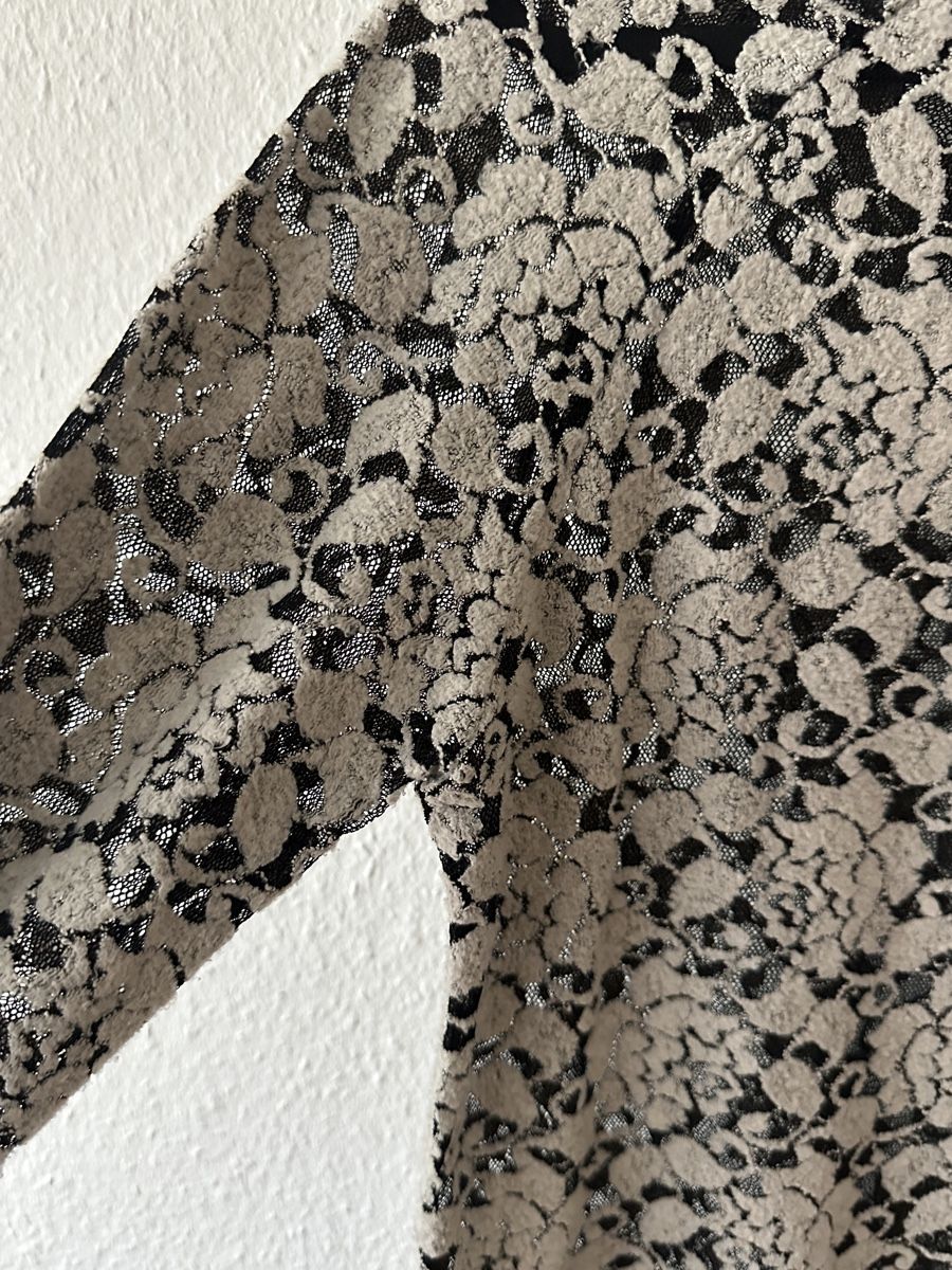 Maglioni & Felpe: Pullover mit Spitzenmuster – Usato da Steffisburg venduto da blackcoffee 2