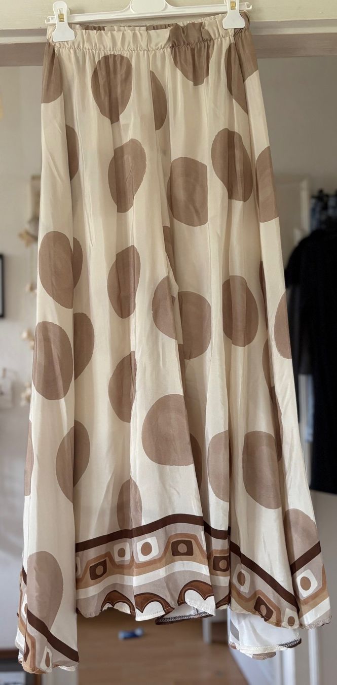 Pantaloni: PANTALONS EXTRA WIDE! M – Nuovo e nell'imballaggio originale da Locarno venduto da NicoNion