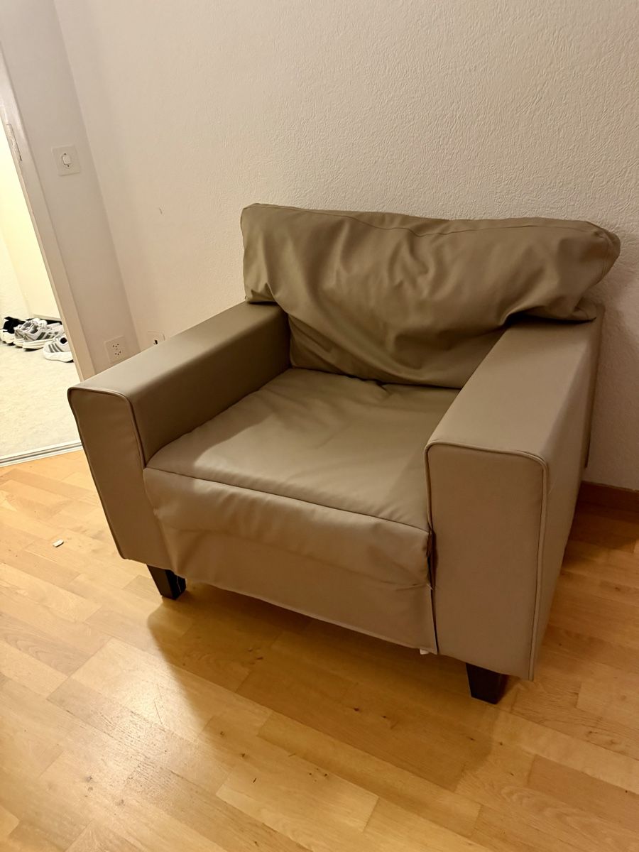 Poltrone: Einzelsessel in gutem Zustand – Usato da Bern venduto da ale_t2b2