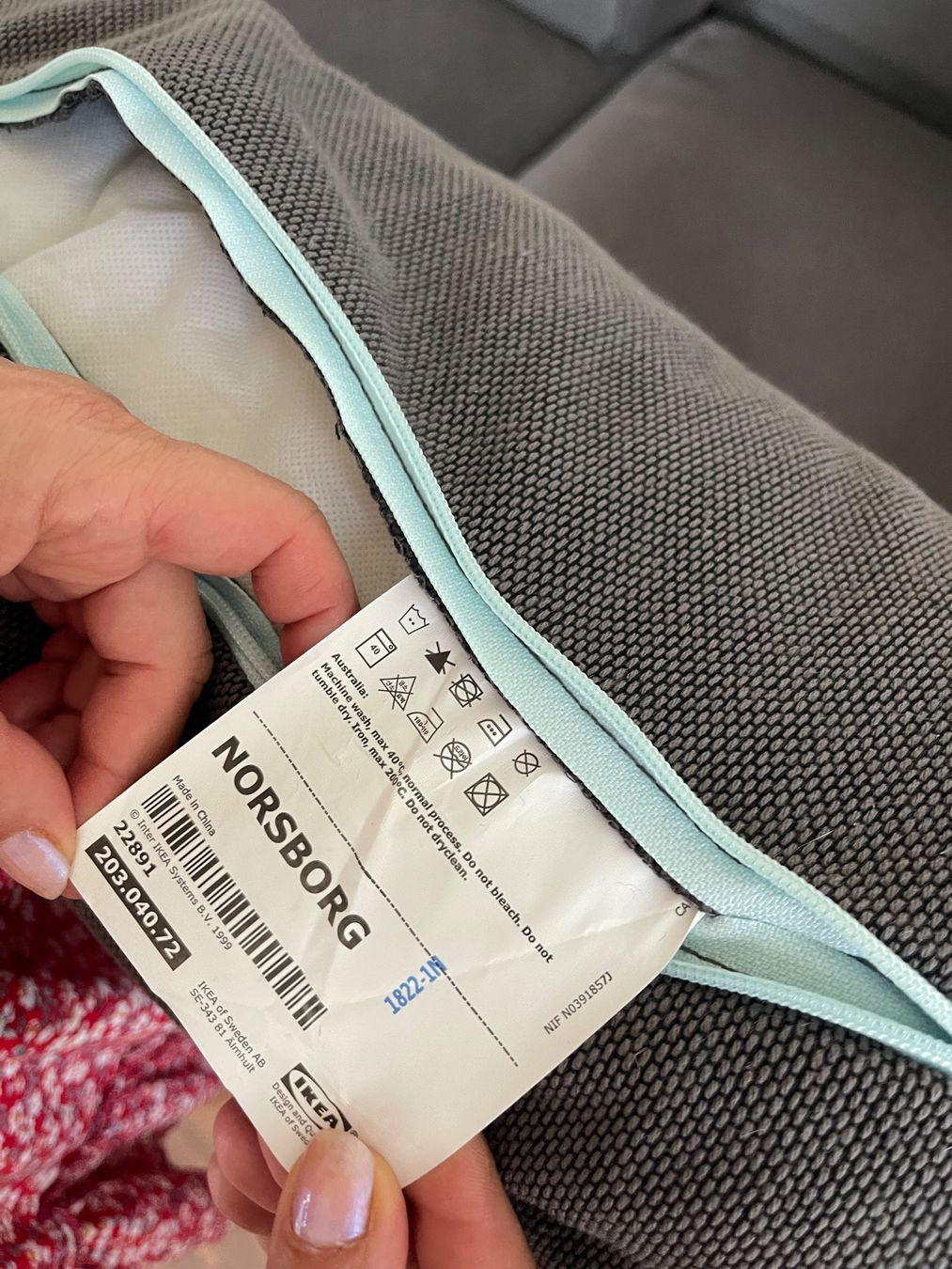 Ikea Divani: IKEA NORSBORG 2er-Sofa anthrazit/grau, abnehmbare & waschbar – Usato da Winterthur venduto da Lalacla 4