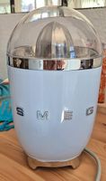 Presse-agrumes Smeg bleu pastel
