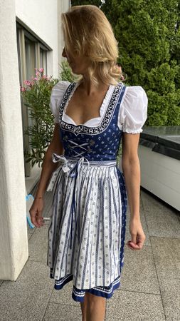 Schönes Dirndl, blau/weiss, Grösse 36