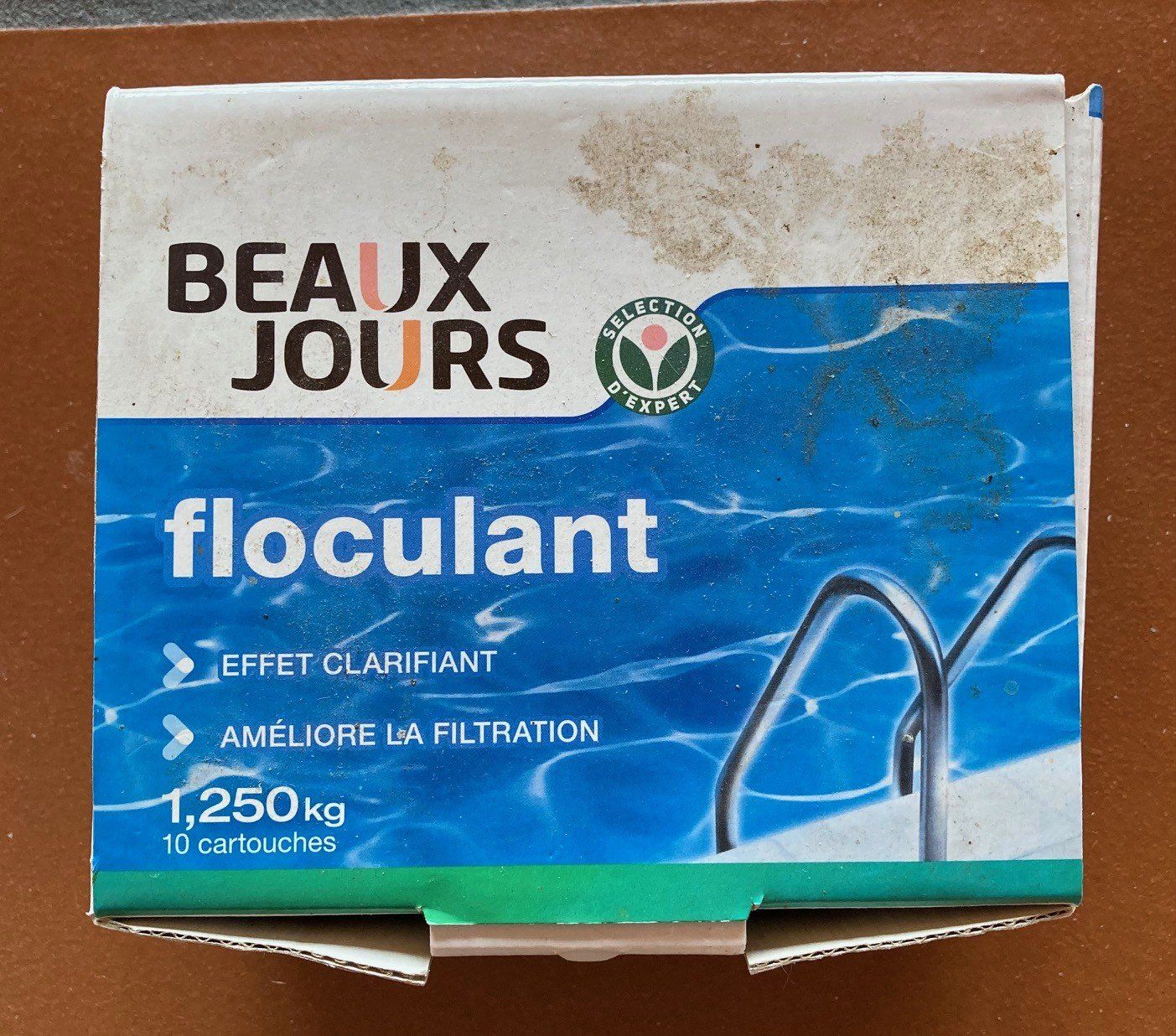 Prodotti di pulizia: Produit Floculant pour piscine – Nuovo (secondo la descrizione) da Orselina venduto da Vrenegonde