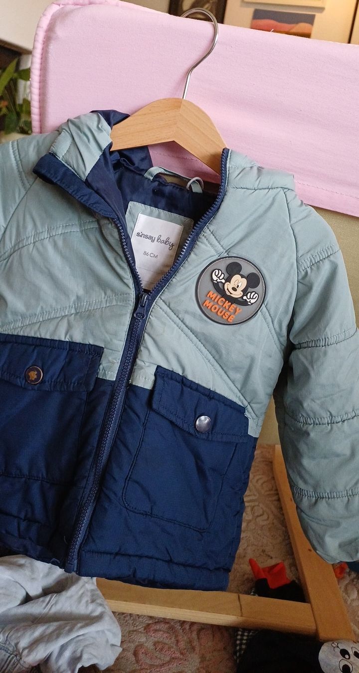 Jacken & Mäntel: Kinderjacke Mickey Mouse Grösse 86 gebraucht – Gebraucht aus Riniken von Lessy-
