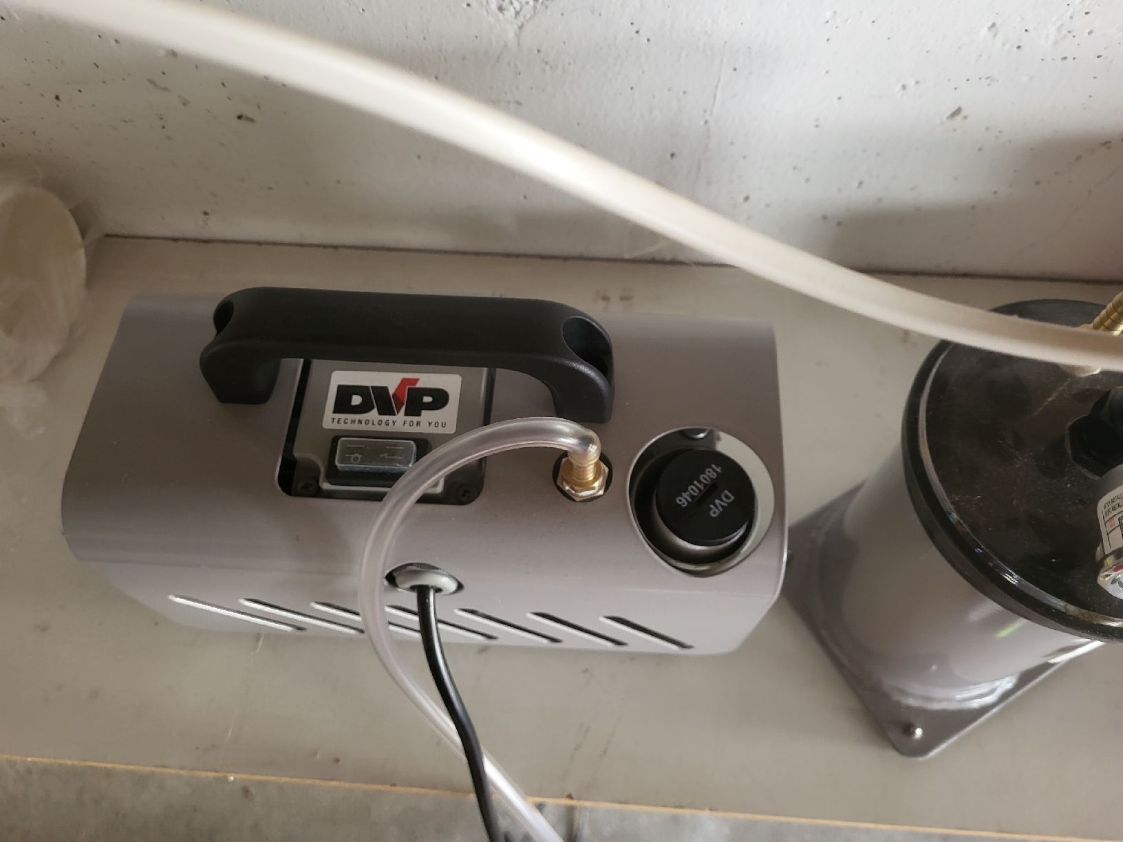 Accessori da laboratorio: DVP Vacuum Pump Technology for You 100104G - Great Value! – Nuovo (secondo la descrizione) da siebnen venduto da zvojko 1