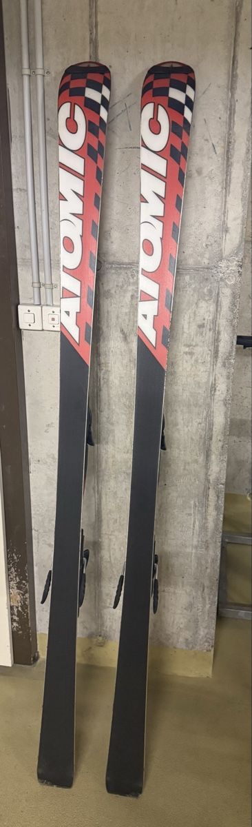 Sci: Atomic Ski, Top Zustand. Grösse ca.169cm – Usato da Interlaken venduto da saanduusch 1