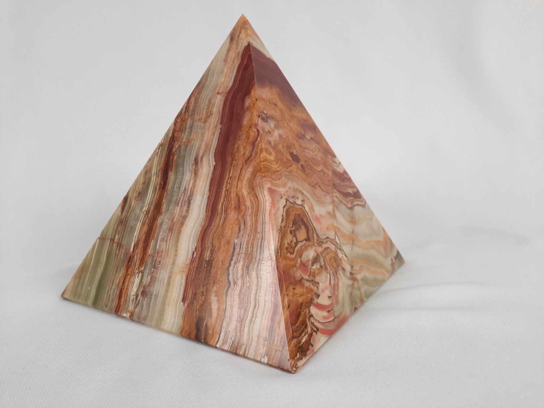 Minéraux & Lithothérapie: Pyramide gross – D'occasion à Beinwil am See par Restwert_Beinwil