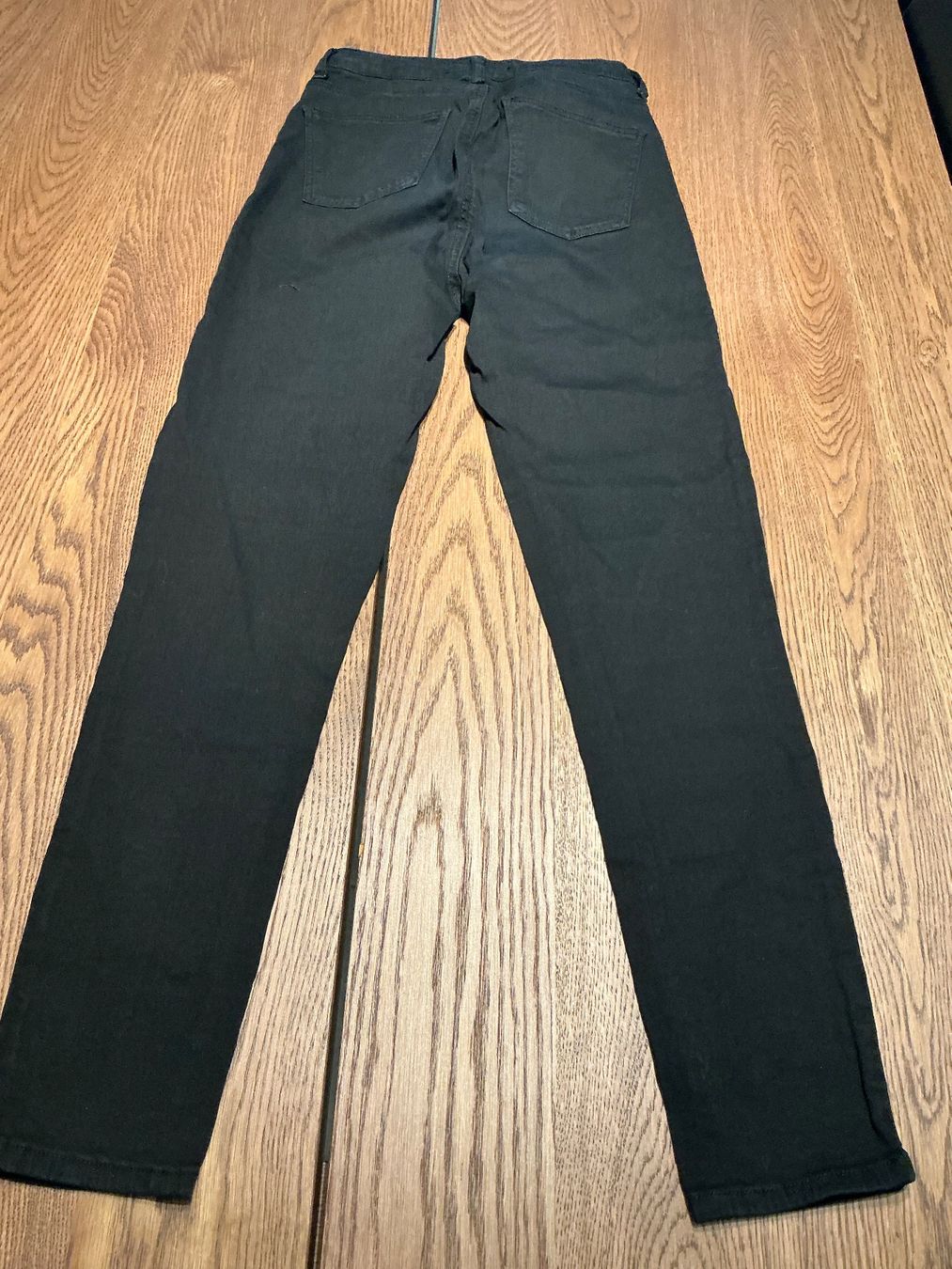 Jeans: Schwarze Jeans Gr.42 – Usato da Würenlos venduto da Chicca2004 1