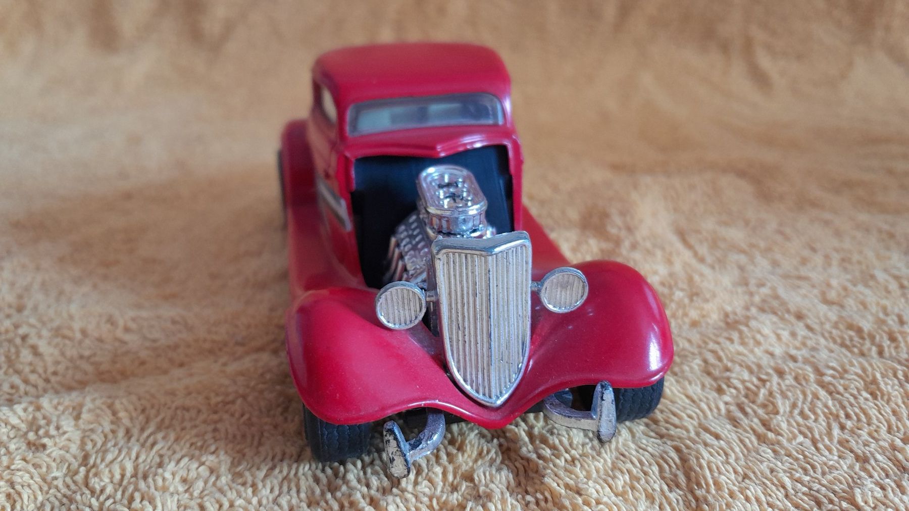 Ford Modellini d'auto: Majorette Hot Road Ford 1:32 – Usato da Tafers venduto da Fbrh 1