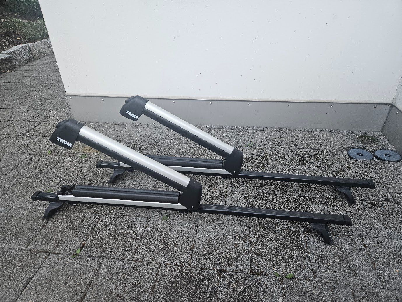 Thule Portapacchi: THULE Dachträger + Skiträger Set – Usato da Langnau am Albis venduto da VladiZ
