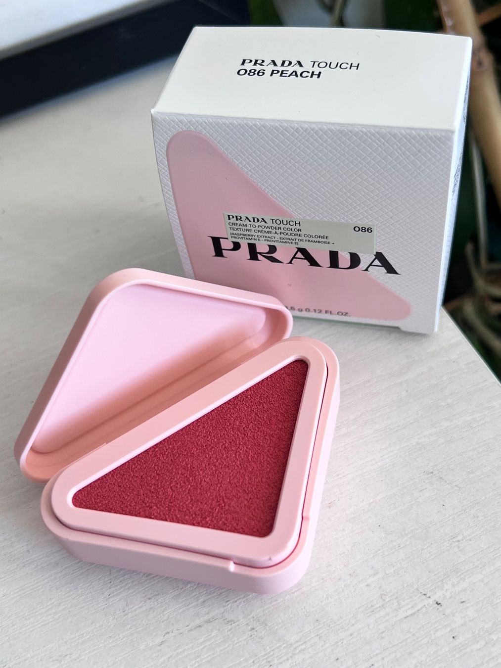 Make-up: NEU PRADA Touch Blush 086 Peach – Nuovo e nell'imballaggio originale da Effretikon venduto da YaMn 3