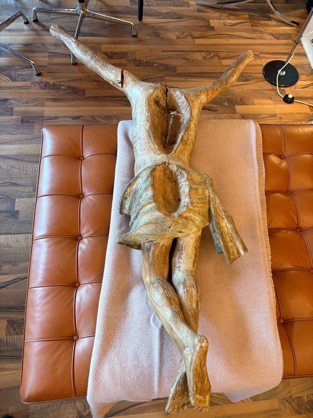 Statuette: Jesus Figur Holz  um 1800 Antik – Usato da Riehen venduto da twentymodern 5